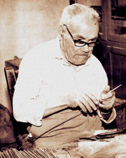 Pedro Fernndez, fondateur de Lanternes Estevez.